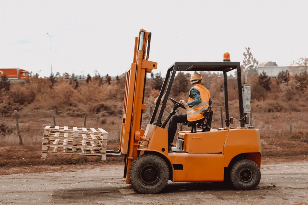 Forklift Operatörü Nedir? Görev ve Sorumlulukları Nelerdir?